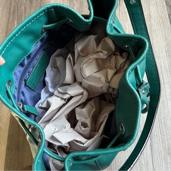 Teal coloured coach purse - Picture 5 of 10